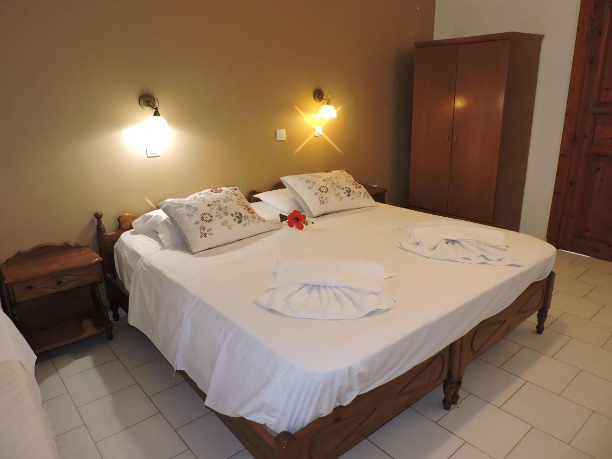 Maria Apartments Amoopí Kültér fotó