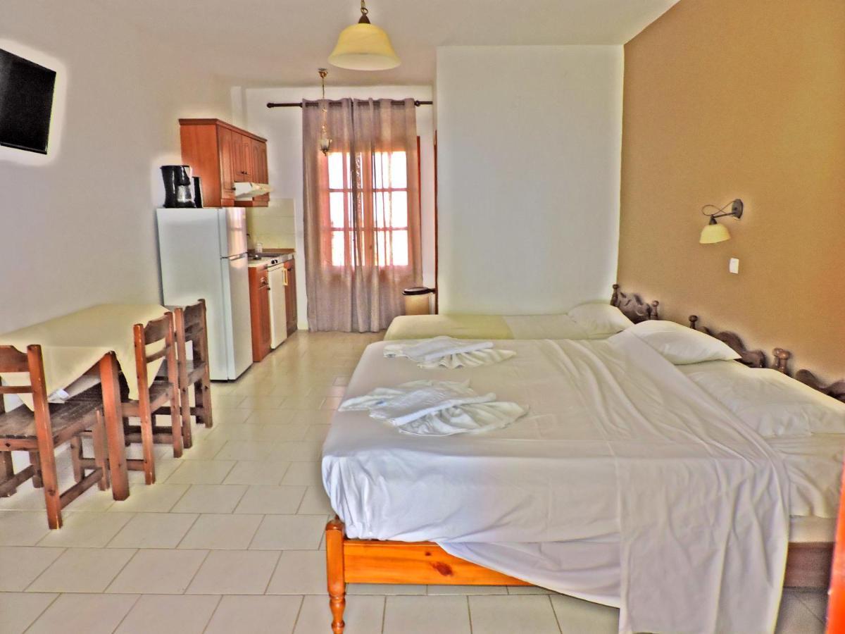 Maria Apartments Amoopí Kültér fotó