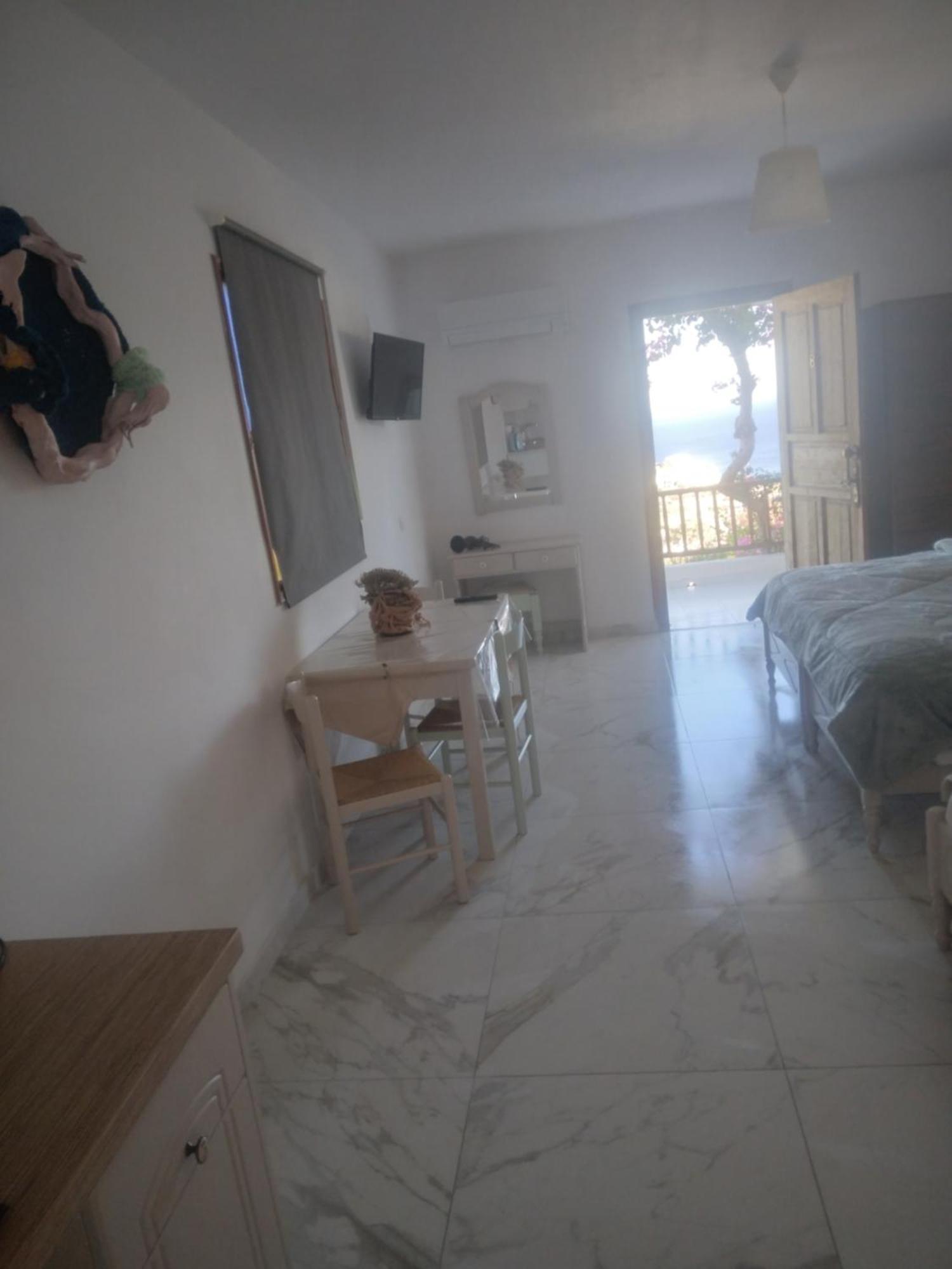 Maria Apartments Amoopí Kültér fotó